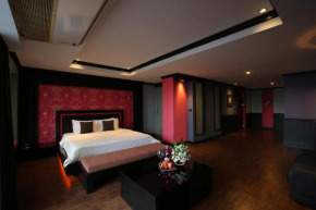  Bangkok Inter Place  Бангкок
